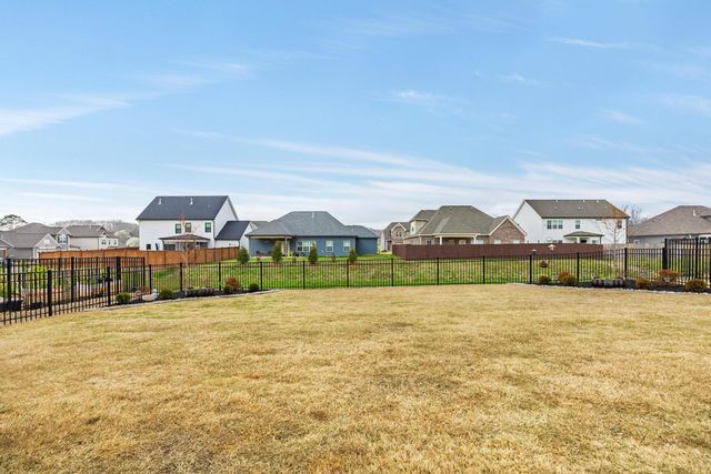 2523 Firefly Field Road, Ooltewah, TN 37363