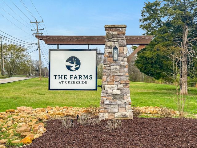 2523 Firefly Field Road, Ooltewah, TN 37363