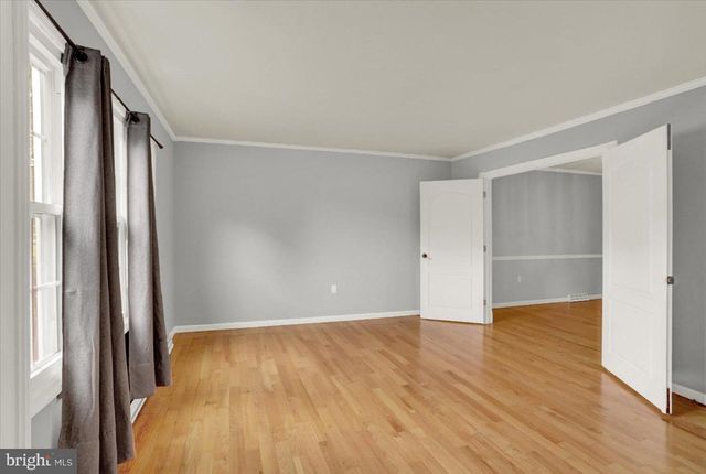 214 BURRELL BLVD, Allentown, PA 18104