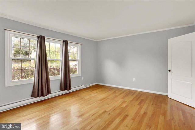 214 BURRELL BLVD, Allentown, PA 18104