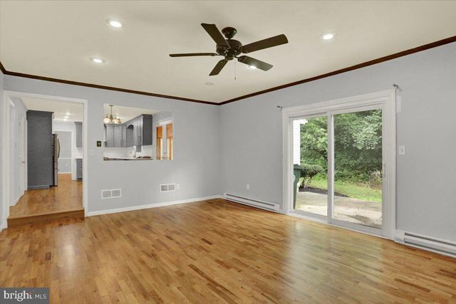 214 BURRELL BLVD, Allentown, PA 18104