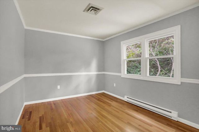 214 BURRELL BLVD, Allentown, PA 18104