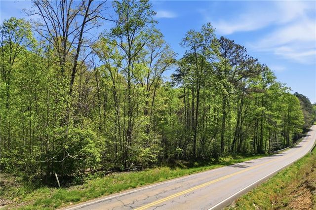 1933 Highway 136 W, Talking Rock, GA 30175