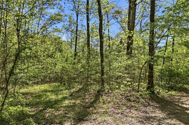 1933 Highway 136 W, Talking Rock, GA 30175