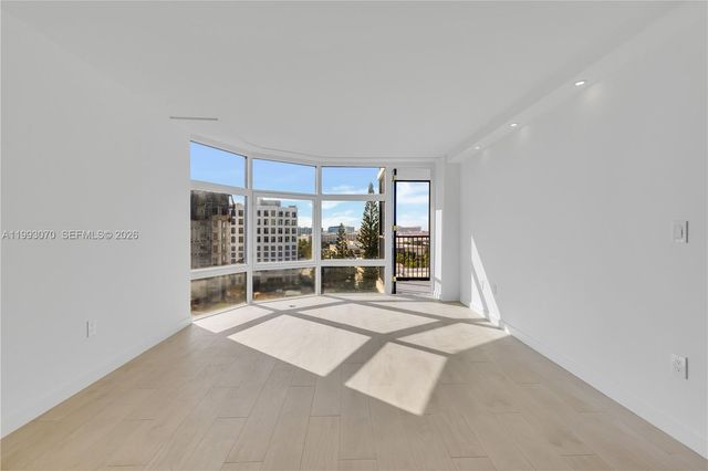 20100 W Country Club Dr 1008, Aventura, FL 33180