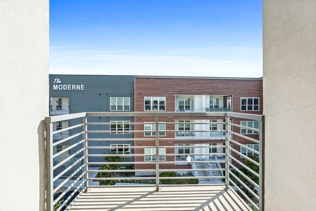 2712 Wingate Street 305, Fort Worth, TX 76107