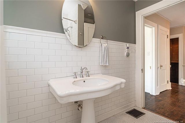 105 Westmont Drive, Fayetteville, NC 28305