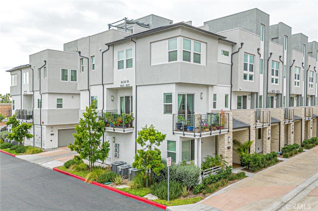 1603 W Cara Drive, Anaheim, CA 92805