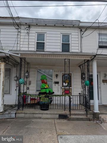 812 W 5TH ST, Mount Carmel, PA 17851
