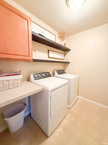 1614 Sky Valley Court, Osceola, IN 46561