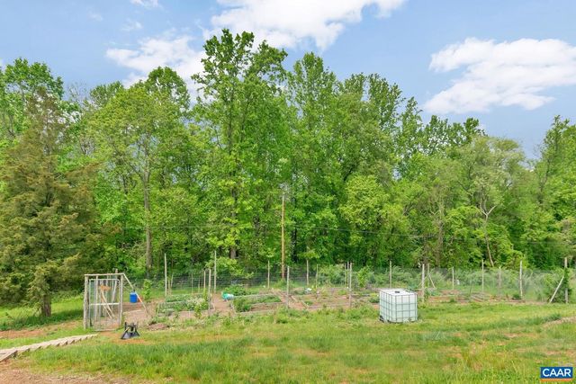 1810 FOWLER ST, Charlottesville, VA 22901