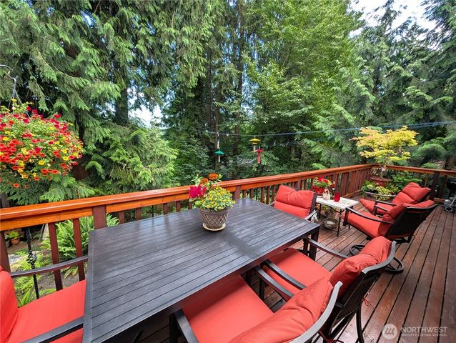 740 Sumerset Way, Sedro Woolley, WA 98284