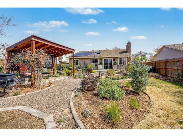 18630 E Colorado Dr, Aurora, CO 80017