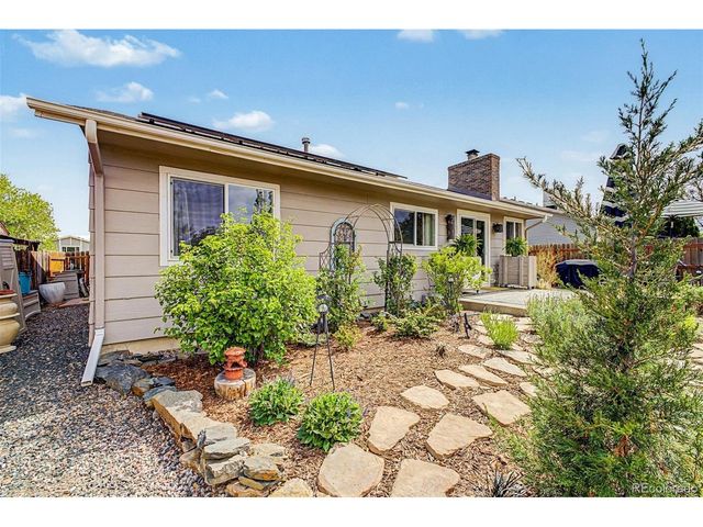 18630 E Colorado Dr, Aurora, CO 80017