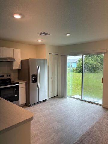 1109 Altamira Street NW, Palm Bay, FL 32907