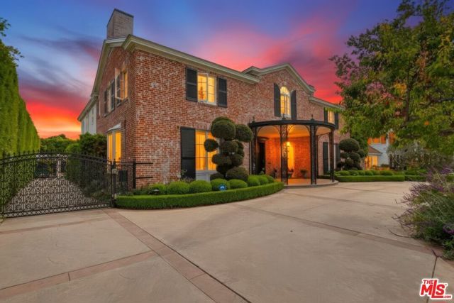 516 S Rimpau Boulevard, Los Angeles, CA 90020