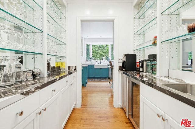 516 S Rimpau Boulevard, Los Angeles, CA 90020