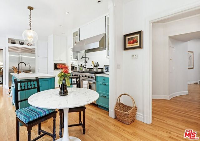 516 S Rimpau Boulevard, Los Angeles, CA 90020