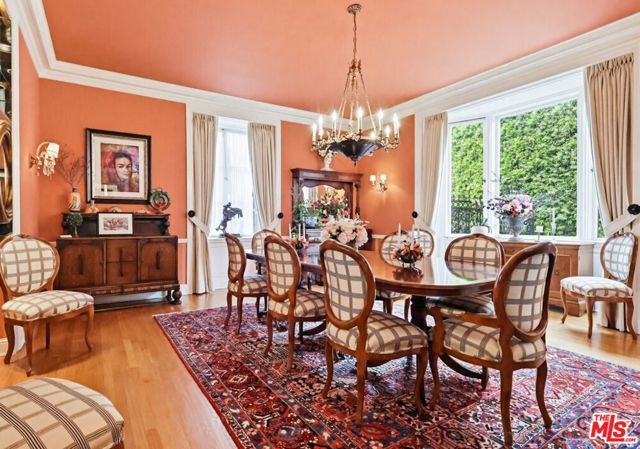 516 S Rimpau Boulevard, Los Angeles, CA 90020