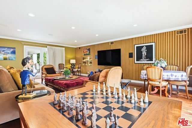 516 S Rimpau Boulevard, Los Angeles, CA 90020