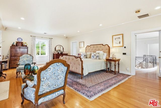 516 S Rimpau Boulevard, Los Angeles, CA 90020