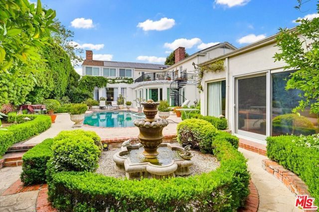 516 S Rimpau Boulevard, Los Angeles, CA 90020
