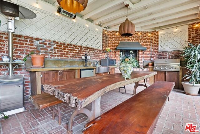 516 S Rimpau Boulevard, Los Angeles, CA 90020