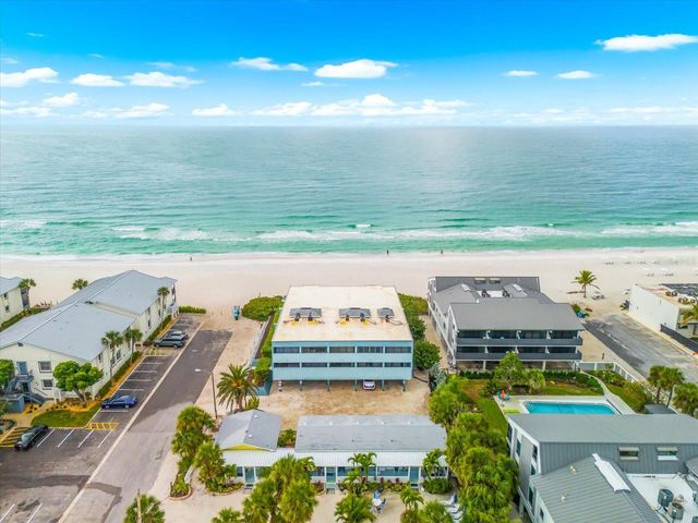 102 68TH STREET 102, Holmes Beach, FL 34217