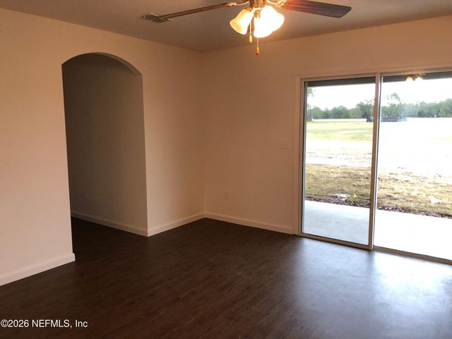 77021 BIRDSEYE Court, Yulee, FL 32097