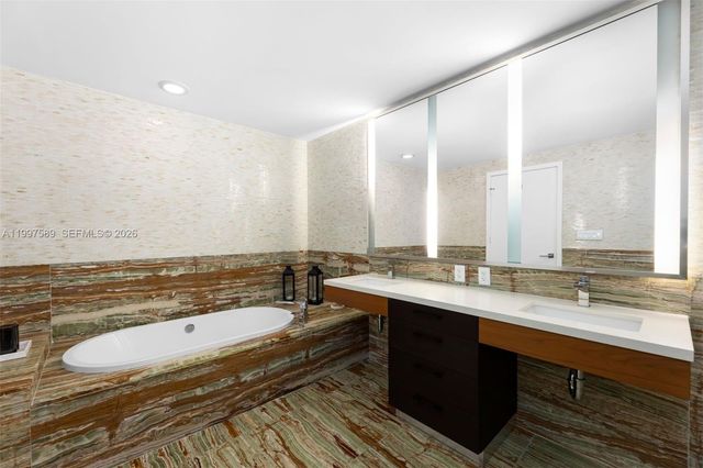 1 Collins Avenue 402, Miami Beach, FL 33139