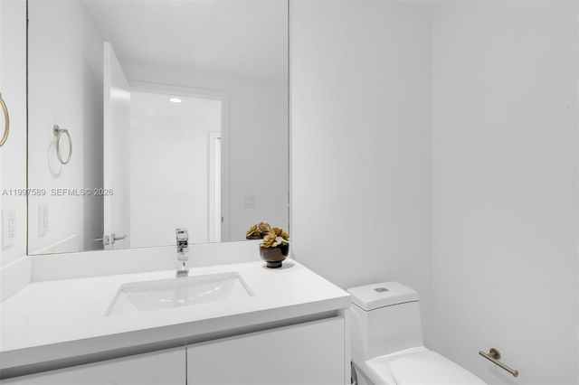 1 Collins Avenue 402, Miami Beach, FL 33139