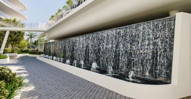 1 Collins Avenue 402, Miami Beach, FL 33139