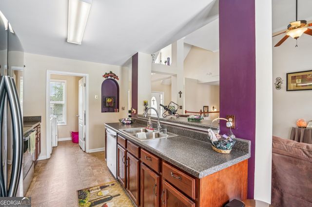 974 Honeysuckle Lane, Temple, GA 30179