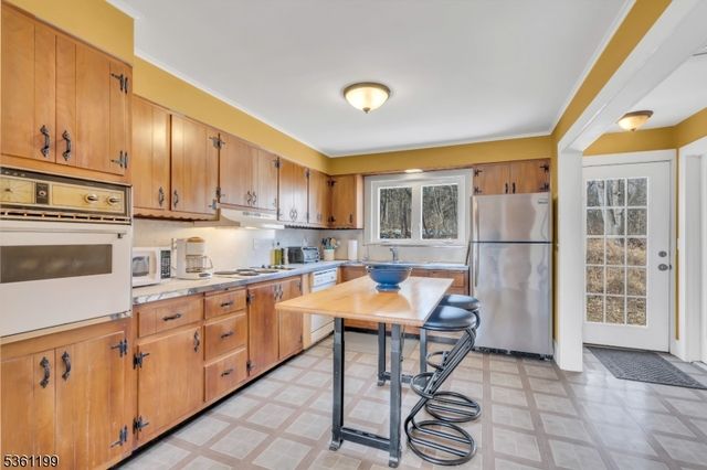 1595 Route206, Bedminster Twp., NJ 07921