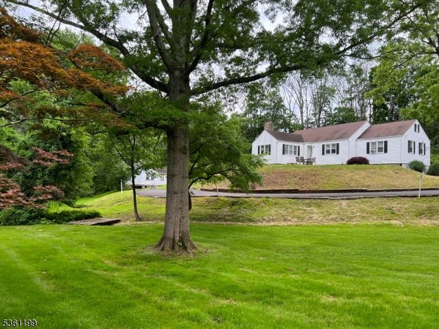 1595 Route206, Bedminster Twp., NJ 07921