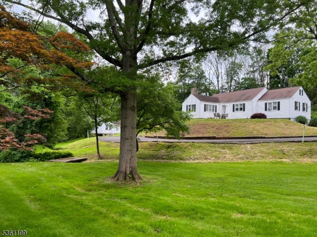 1595 Route206, Bedminster Twp., NJ 07921