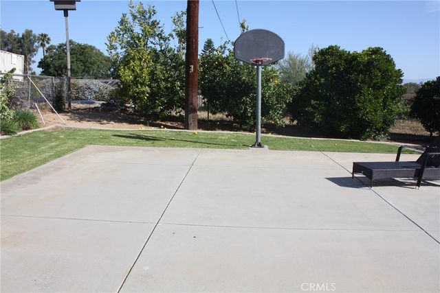 16540 Wagon Wheel, Riverside, CA 92506