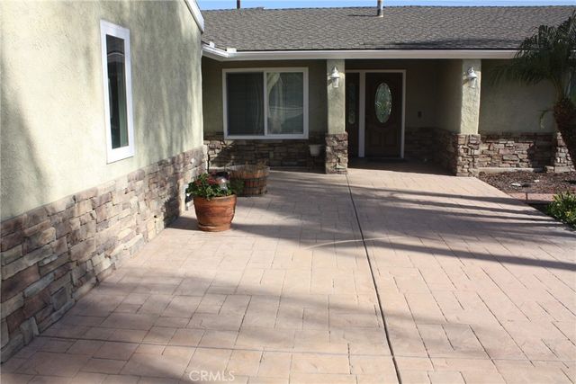 16540 Wagon Wheel, Riverside, CA 92506