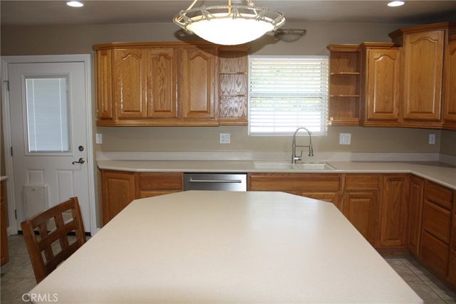 16540 Wagon Wheel, Riverside, CA 92506