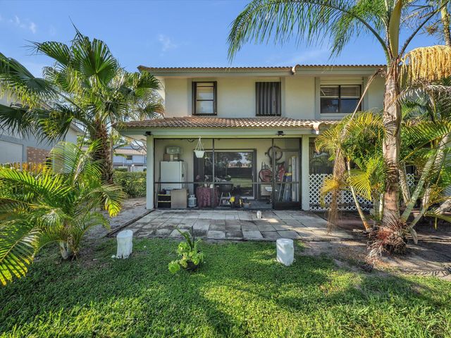 9867 Riverside Drive, Coral Springs, FL 33071