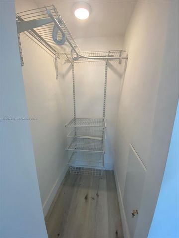 1328 NW 4th St G, Miami, FL 33125