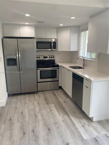 1328 NW 4th St G, Miami, FL 33125