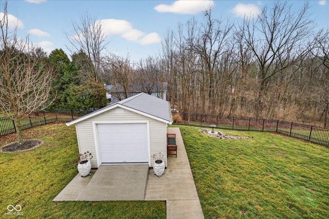 1414 E Commander Court, Bloomington, IN 47401