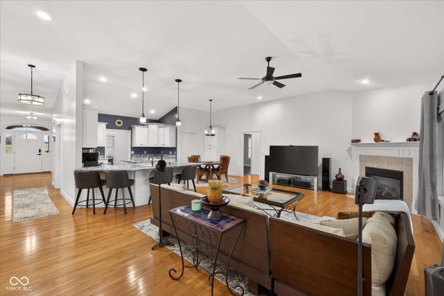 1414 E Commander Court, Bloomington, IN 47401