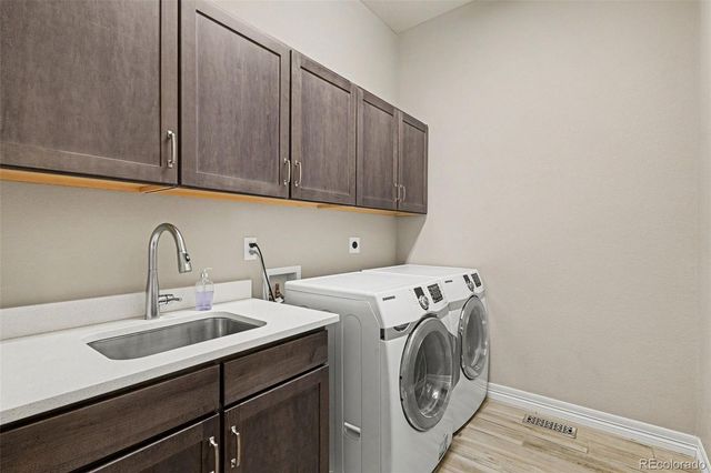 6610 S Addison Way, Aurora, CO 80016