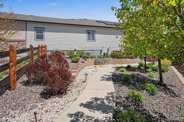 6610 S Addison Way, Aurora, CO 80016