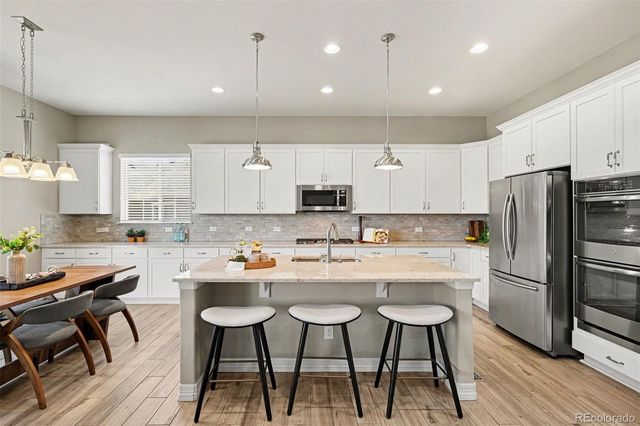 6610 S Addison Way, Aurora, CO 80016