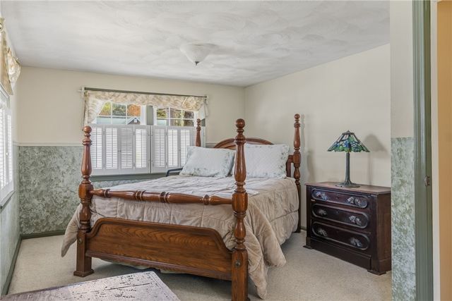 102 Woodbine Road, South Kingstown, RI 02879