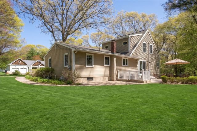 102 Woodbine Road, South Kingstown, RI 02879