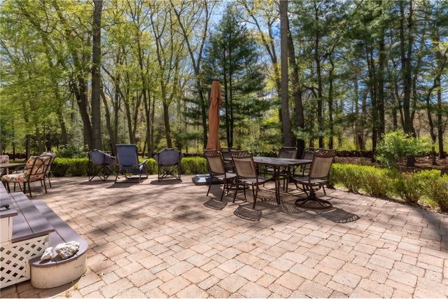 102 Woodbine Road, South Kingstown, RI 02879